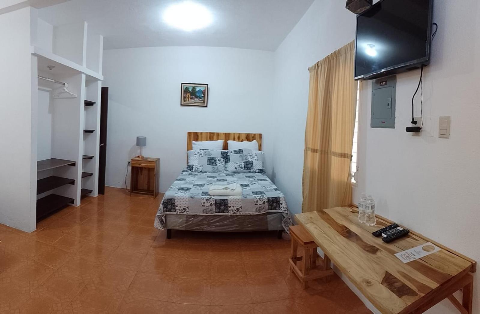 Apartamentos Mundo Maya Habitaciones Flores Esterno foto